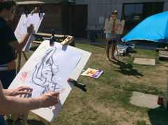 Naaktmodel tekenen tijdens vrijgezellenfeest in Zandvoort